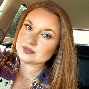 Meet your Posher, Hope